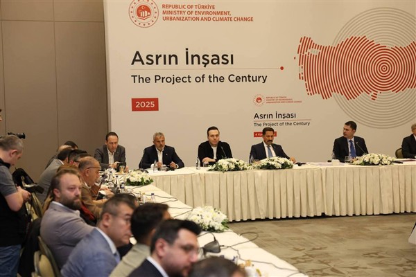 Kurum: Hatay’da tüm alanlarda yeniden bir şehir inşa ediyoruz