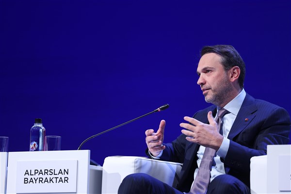 Bayraktar: YEKA GES-2025 yarışmalarını başarıyla tamamladık