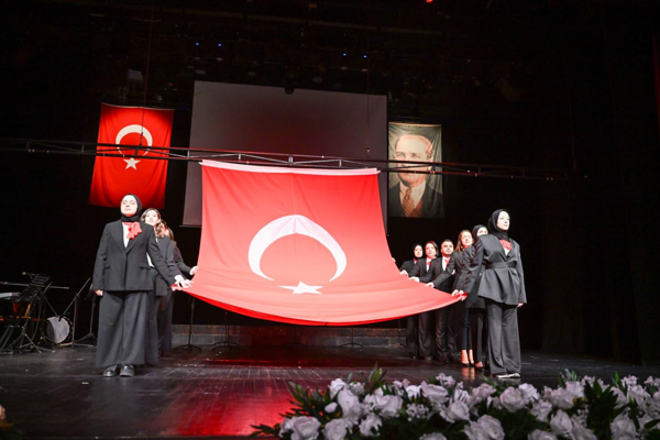 Kocaeli’de 24 Kasım Öğretmenler Günü kutlandı