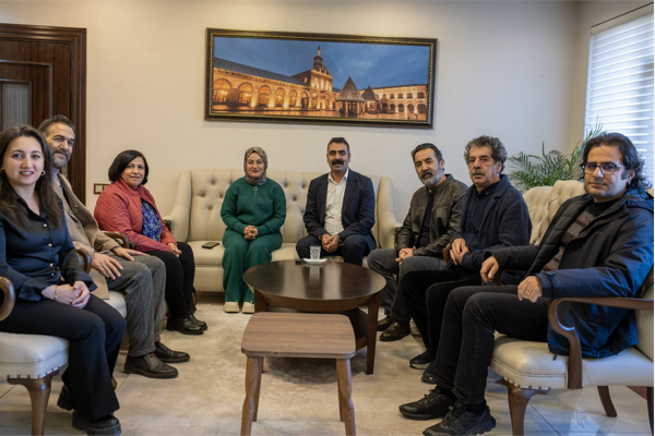 Sanatçılardan, Diyarbakır Büyükşehir Belediyesine ziyaret