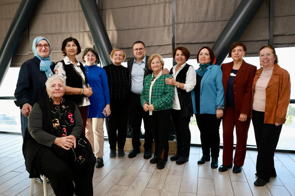 Başkan Gökçe, huzurevi sakinleri ile buluştu