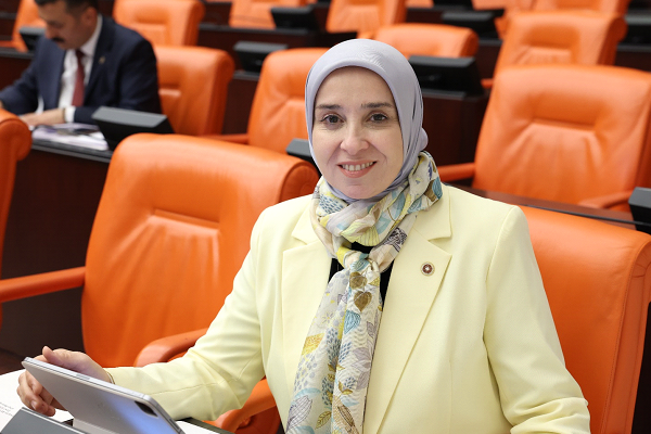 DEVA Partili Esen: Türkiye’de her 100 kadının 39’u işsiz