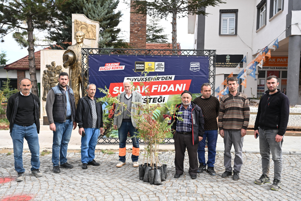Konya Büyükşehir Belediyesi’nden üreticilere sumak fidanı desteği