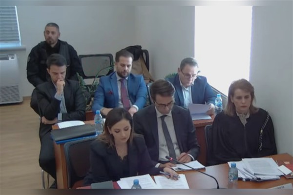 Arnavutluk Anayasa Mahkemesi, Veliaj’ın görevden alınması kararını bozdu