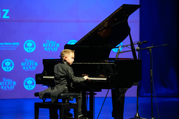 Trabzon’da piyano resitali