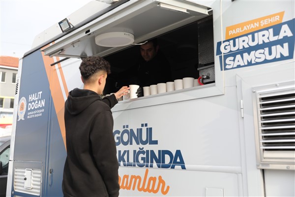 Büyükşehir’den sıcak çorba ikramı