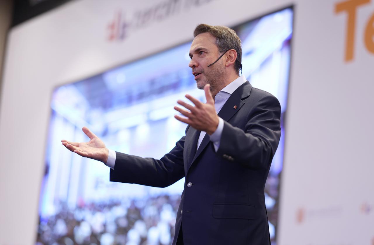 Bakan Bayraktar: Tüm stratejilerimizi “Üreten Türkiye” vizyonuyla şekillendiriyoruz