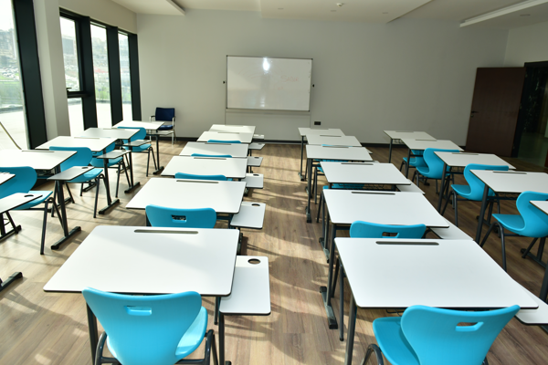 Kullanılmayan makam odası dersliğe dönüştürüldü