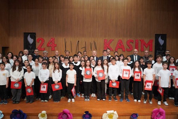 Başkan Aydın, Öğretmenler Günü etkinliklerine katıldı