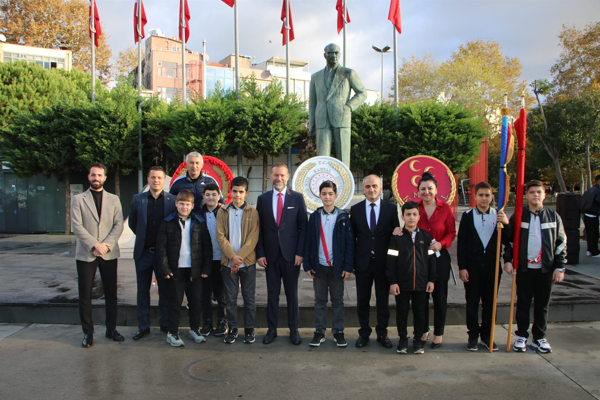 24 Kasım Öğretmenler Günü Kartal’da kutlandı