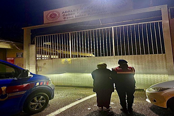 Kocaeli’de FETÖ’den aranan şahıs yakalandı