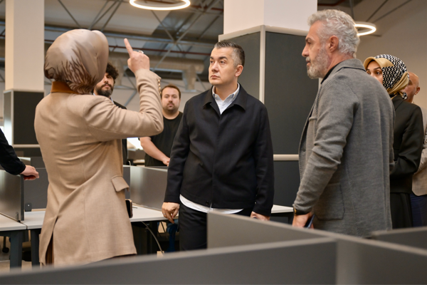 Başkan Vekili Aksoy, ilçede yapımı devam eden projeleri inceledi