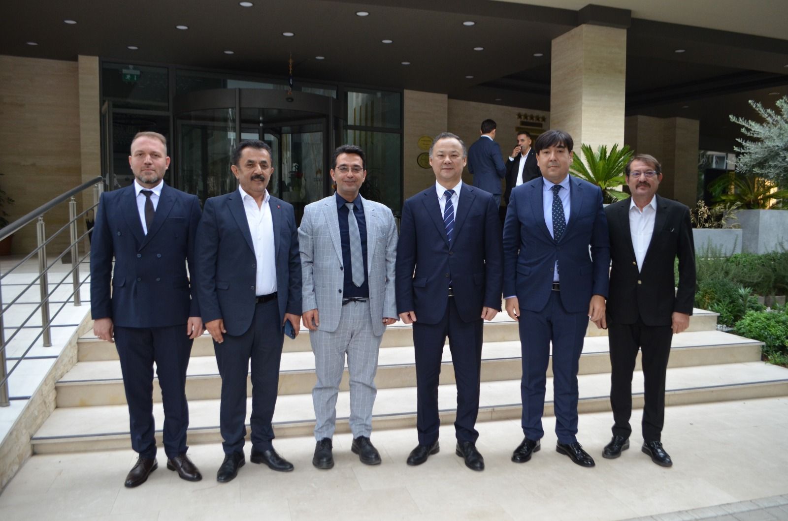 KIRGIZİSTAN BÜYÜKELÇİSİ RUSLAN KAZAKBAEV’DEN DENİZLİ’YE TARİHİ ZİYARET