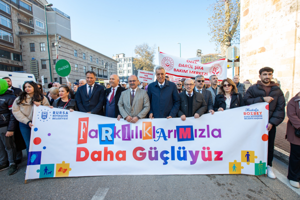 Bursa’da Engelli Farkındalık Yürüyüşü düzenlendi