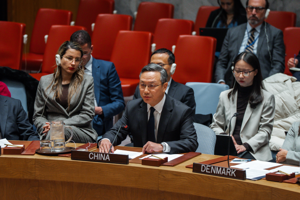 Çin’den ABD’ye, Venezuela girişimlerini derhal durdurma çağrısı