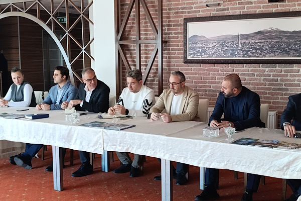 Erciyes’te sezon öncesi değerlendirme toplantısı yapıldı