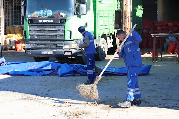 Aydın Acarlar Hali’nde kapsamlı temizlik yapıldı