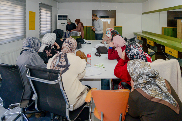 Büyükşehir’den kadınlara uygulamalı teknik eğitim