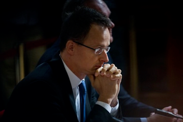 Szijjarto: Bondi Beach saldırısında iki Macar vatandaşı hayatını kaybetti