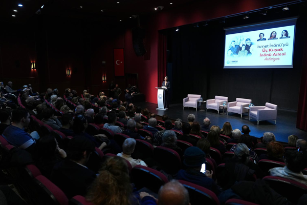Üsküdar’da ‘İsmet İnönü’yü Üç Kuşak İnönü Ailesi Anlatıyor’ paneli düzenlendi