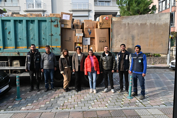Manisa’da atık ilaçlar çevreye zarar vermeden imha edildi