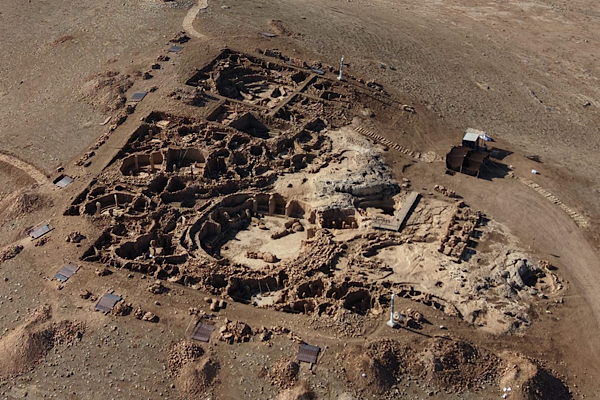 Vali Şıldak’tan Karahantepe paylaşımı