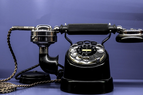 Saar, Kast ile telefon görüşmesi gerçekleştirdi