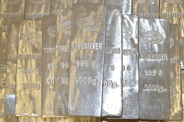 Gümüş 2025’te rekor seviyelere ulaştı