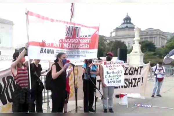 ABD Yüksek Mahkemesi, doğum yoluyla vatandaşlığa itiraz eden davayı görüşecek