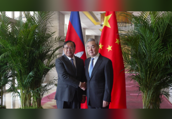 Dışişleri Bakan Wang: Kamboçya sınırına insani yardım sağlayacağız