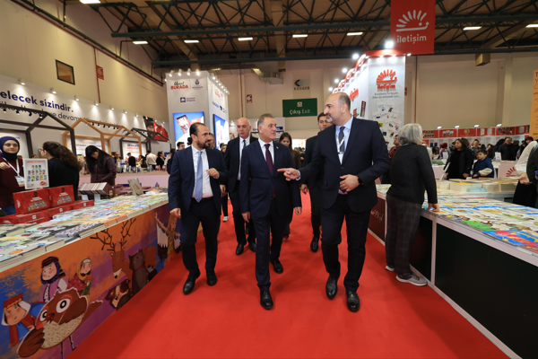 Aslan, 42. İstanbul Kitap Fuarı’nda konuştu