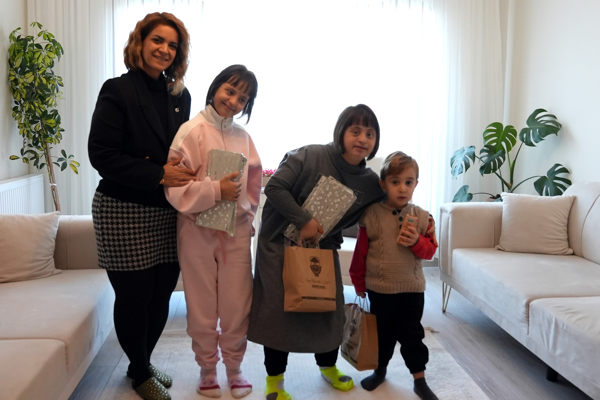 Yalova Belediyesi’nden özel bireylere ziyaret