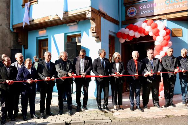Gemlik’te Kadın ve Çocuk Dayanışma Merkezi açıldı