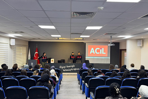 Sakarya’da üniversite öğrencilerine KADES ve UYUMA eğitimi