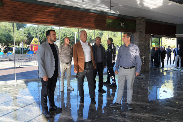 Başkan Özçelik’ten Mahmutlar’da saha incelemesi