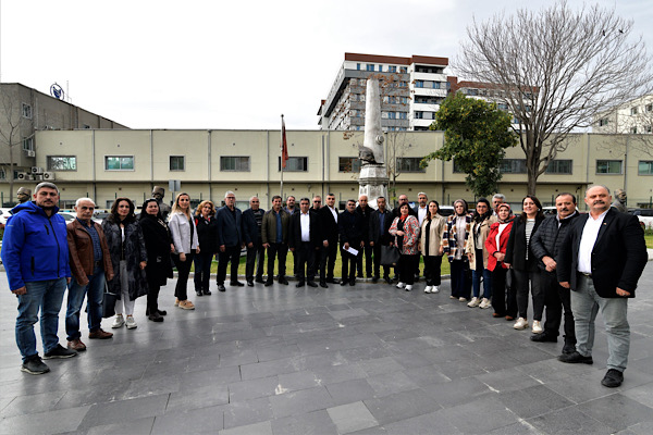 Bornova Muhtarlar Akademisi başladı