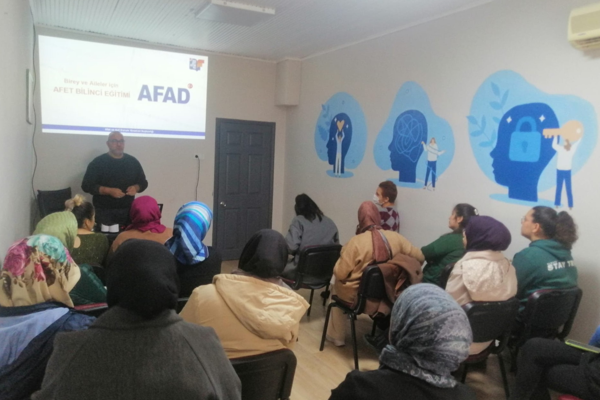 OBAK’tan ADEM kursiyerlerine afet bilinçlendirme eğitimi