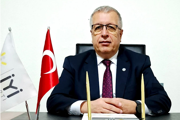 Karaduman: Tüm adaylara eşit mesafede duruyoruz