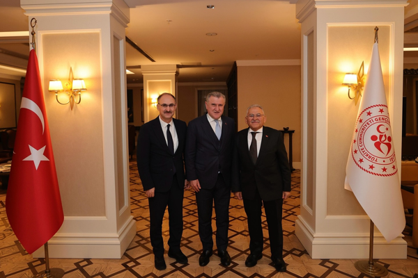 Başkan Büyükkılıç, Ankara’da bir dizi ziyaret gerçekleştirdi