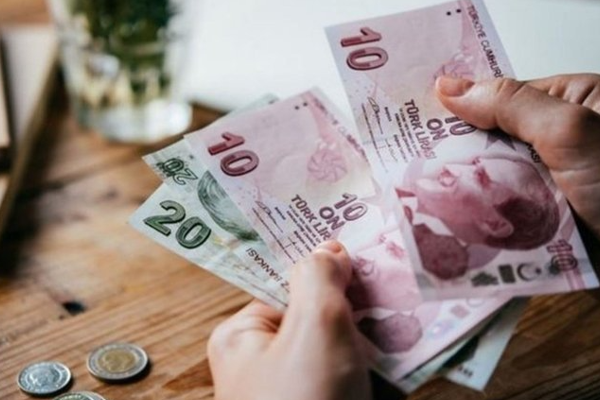 Karaduman: Asgari ücretli vatandaşlarımız mücadele veriyor