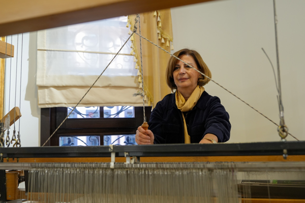 Başkan Ünlüce, Midas İpek Evi’ni ziyaret etti