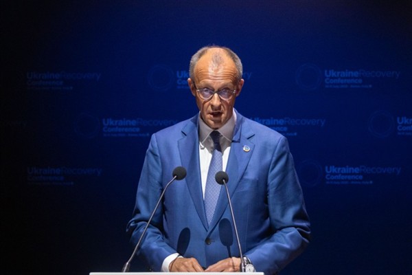 Merz: Birlikte hareket ettiğimizde daha başarılı oluyoruz