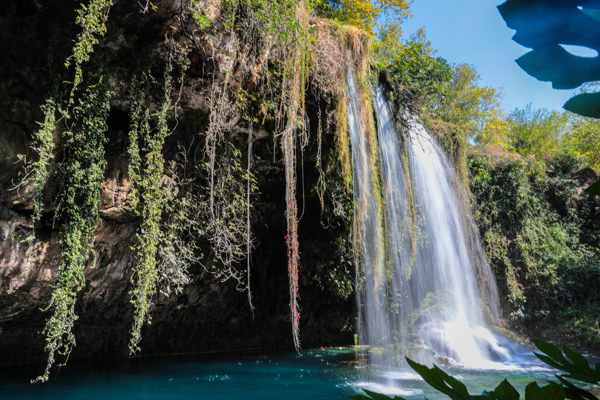 Düden Şelalesi 900 bin ziyaretçi ağırladı