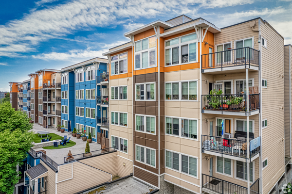 Anket: Trump’ın seçmenleri, uygun fiyatlı konut krizinden Trump’ı sorumlu tutmaya başladı