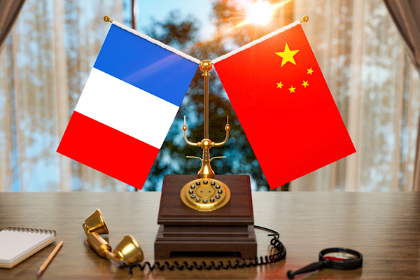 Wang Yi: Çin ve Fransa, iletişim ve koordinasyonu güçlendirmeli