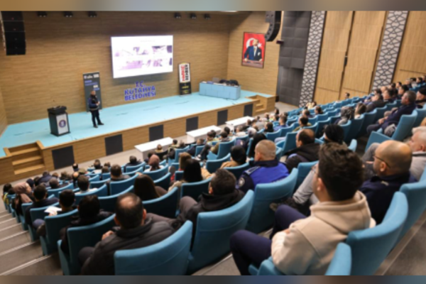 Kütahya’da Bağımlılıkla Mücadele Semineri düzenlendi