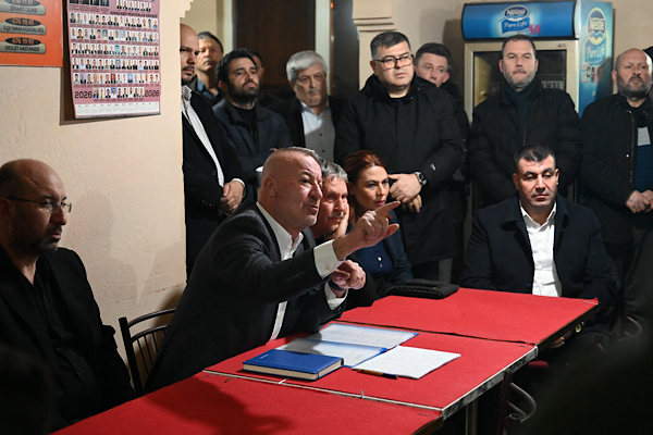 ​​​​​​​Karacabey’de kırsal mahallelerde yeni imar planları anlatıldı