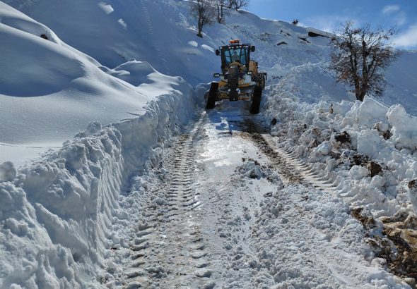 Diyarbakır’da 15 ilçede kırsal mahalle yolu ulaşıma açıldı