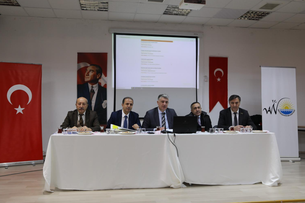 Van’da muhtar toplarıntıları sürüyor