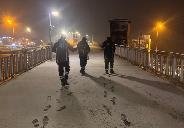 İstanbul’da karla mücadelede 11 bini aşkın personel sahada